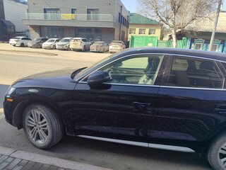 2020 Audi Q5 45 TFSI II (FY), чёрный, 3200000 рублей, вид 3