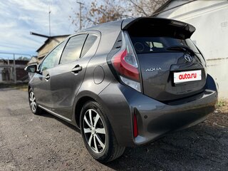 2018 Toyota Aqua I Рестайлинг 2, серый, 850000 рублей, вид 5