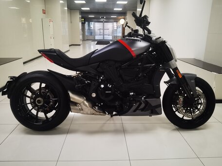 2021 Ducati Diavel, серый, 2899000 рублей, вид 3