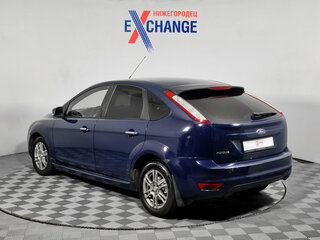 2011 Ford Focus II Рестайлинг, фиолетовый, 427000 рублей, вид 3