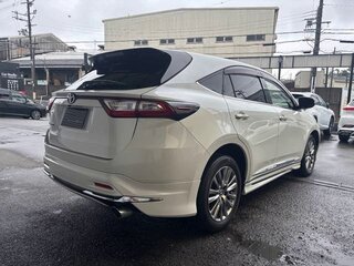 2020 Toyota Harrier III (XU60) Рестайлинг, белый, 2160200 рублей, вид 5