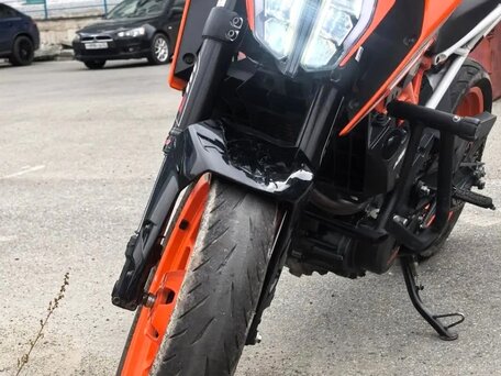 2017 KTM 390 Duke, оранжевый, 450000 рублей, вид 4