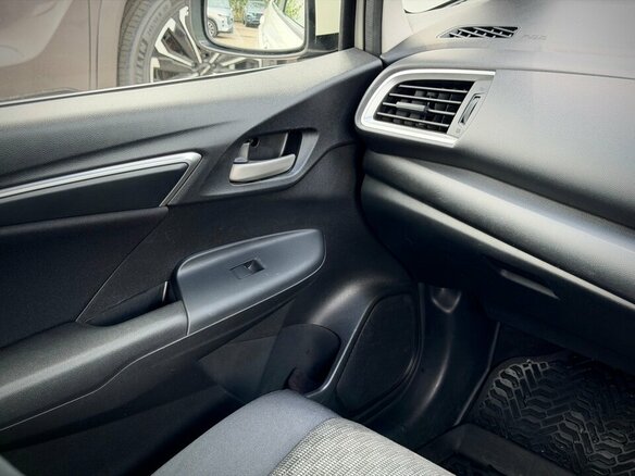2014 Honda Fit II, белый, 950000 рублей - вид 23