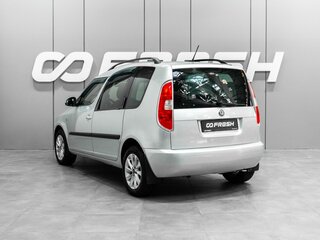 2011 Skoda Roomster I Рестайлинг, серебристый, 699000 рублей, вид 2