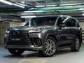 2022 Lexus LX 600 IV, серый