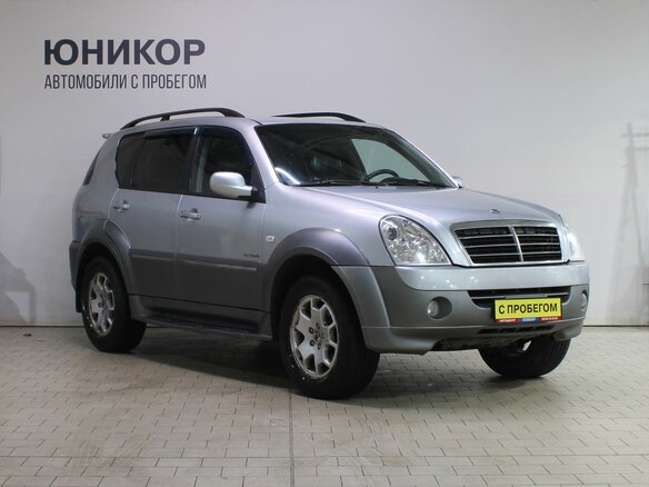 2007 SsangYong Rexton II, серебристый - вид 2