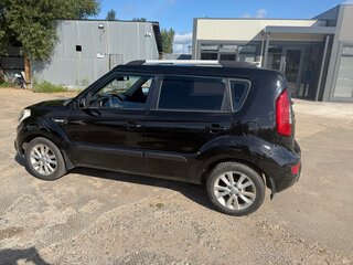 2013 Kia Soul I Рестайлинг, чёрный, 830000 рублей, вид 4