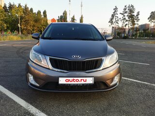 2014 Kia Rio 6-speed III, серый, 1120000 рублей, вид 2