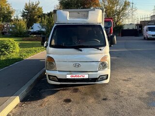 2011 Hyundai Porter II, белый, 490000 рублей, вид 2