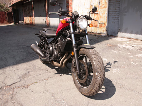 2018 Honda Rebel 500, пурпурный, 520000 рублей, вид 4