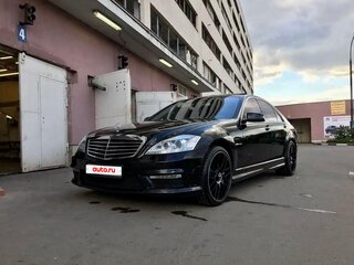 2005 Mercedes-Benz S-Класс 550 V (W221), чёрный, 2000000 рублей, вид 2