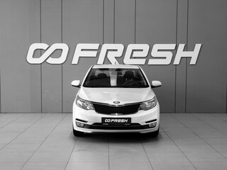 2017 Kia Rio III Рестайлинг, белый, 979000 рублей, вид 3