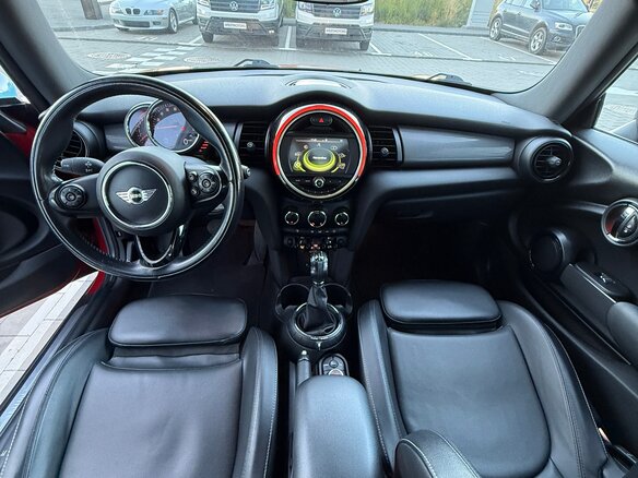 2015 Mini Hatch Cooper III (F55/F56), красный, 1260000 рублей - вид 15
