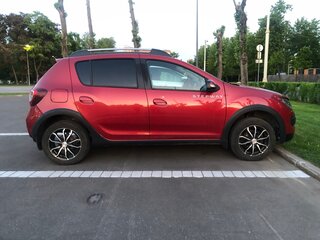 2015 Renault Sandero Stepway II, красный, 900000 рублей, вид 1