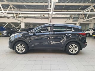 2017 Kia Sportage IV, чёрный, 1490000 рублей, вид 4