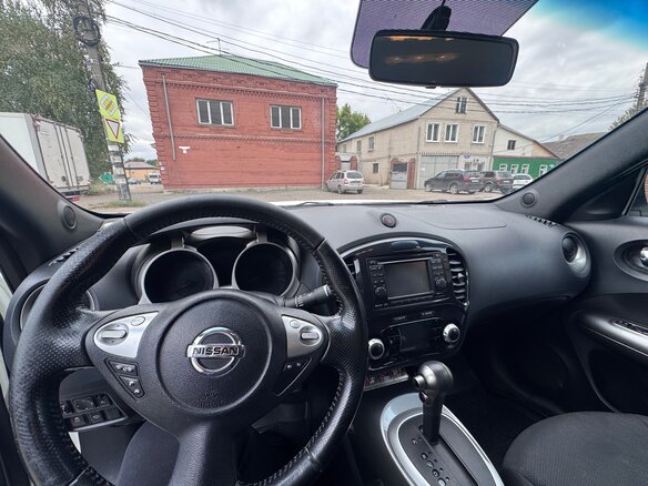 2013 Nissan Juke I, белый, 1250000 рублей - вид 9