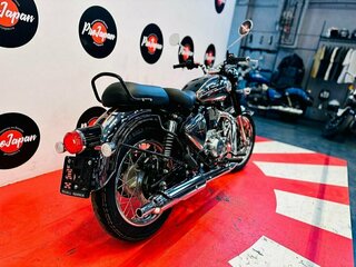 2026 Royal Enfield Classic 350, серебристый, 517000 рублей, вид 3