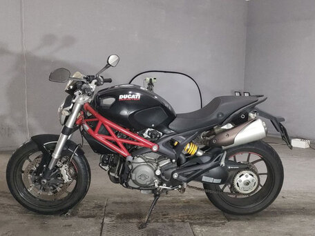 2011 Ducati Monster 696, чёрный, 341000 рублей, вид 2