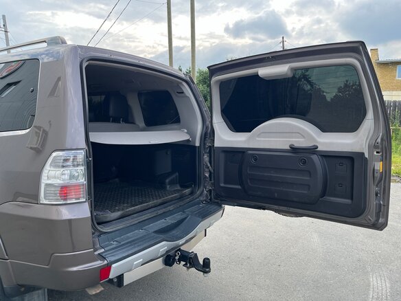2011 Mitsubishi Pajero IV Рестайлинг 1, коричневый, 2000000 рублей - вид 24