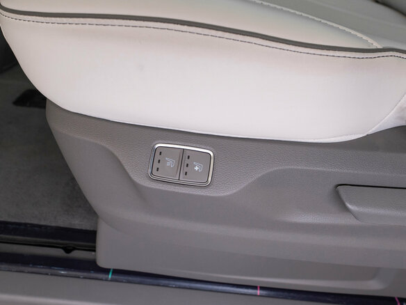2024 Hyundai Staria I, чёрный, 7970000 рублей - вид 15
