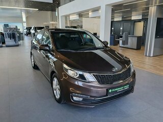 2016 Kia Rio III Рестайлинг, коричневый, 1055000 рублей, вид 1