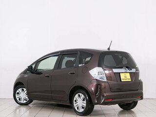 2012 Honda Fit Hybrid II, красный, 929000 рублей, вид 4