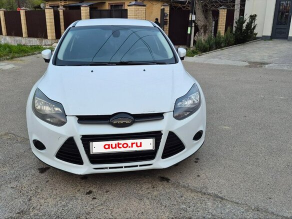 2012 Ford Focus III, белый, 1250000 рублей - вид 2