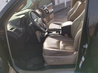 2010 Toyota Land Cruiser Prado 150 Series, чёрный, 2800000 рублей, вид 5