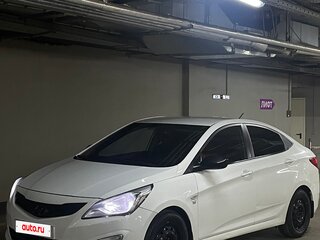 2016 Hyundai Solaris I Рестайлинг, белый, 680000 рублей, вид 1