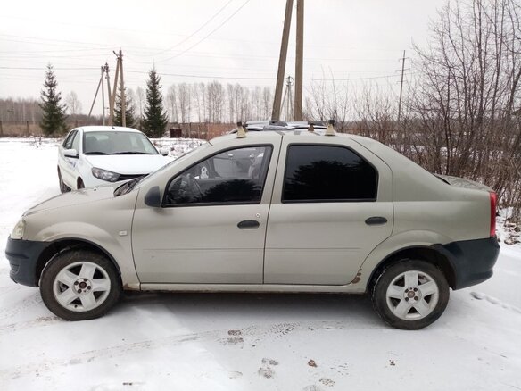 2012 Renault Logan I Рестайлинг, бежевый, 480000 рублей - вид 3