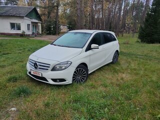 2013 Mercedes-Benz B-Класс 180 II (W246), белый, 1100000 рублей, вид 4