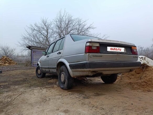 1987 Volkswagen Jetta II, серебристый, 80000 рублей - вид 11