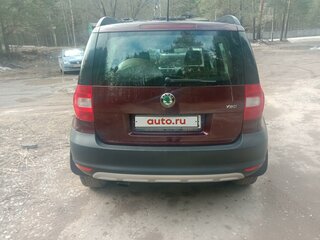 2012 Skoda Yeti I, фиолетовый, 850000 рублей, вид 3