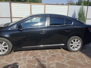 2009 Toyota Avensis III, чёрный, 800000 рублей, вид 4