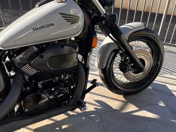 2024 Honda Shadow 750, серый, 1300000 рублей - вид 7