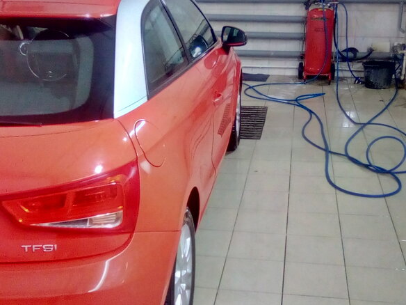 2012 Audi A1 I (8X), красный - вид 1