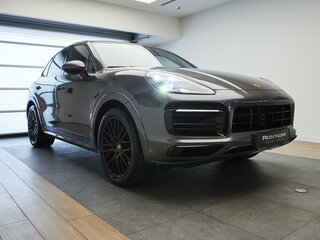2022 Porsche Cayenne GTS III, серый, 16700000 рублей, вид 3