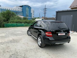 2005 Mercedes-Benz M-Класс 350 II (W164), чёрный, 1175000 рублей, вид 5