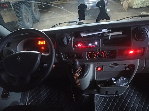 2008 Renault Master, серебристый, 753000 рублей - вид 7