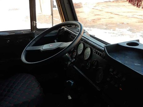 1986 КамАЗ 5320, зелёный, 750000 рублей, вид 5