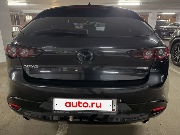 2020 Mazda 3 IV (BP), чёрный, 2000000 рублей - вид 3
