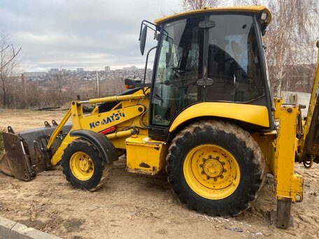 2006 Komatsu WB93R-5, 3150000 рублей, вид 3