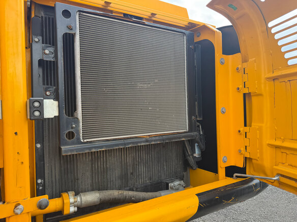 2023 JCB 215, жёлтый, 10490000 рублей - вид 17