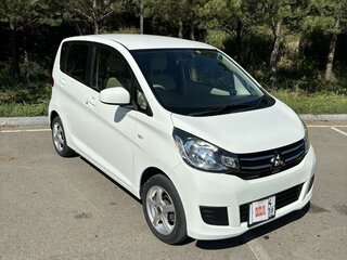 2017 Mitsubishi eK Wagon III Рестайлинг, белый, 730000 рублей, вид 4