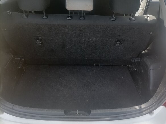 2012 Toyota Vitz III (XP130), белый, 580000 рублей - вид 10