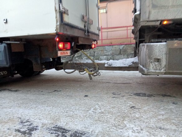 2009 Volvo FM, зелёный, 5100000 рублей - вид 5
