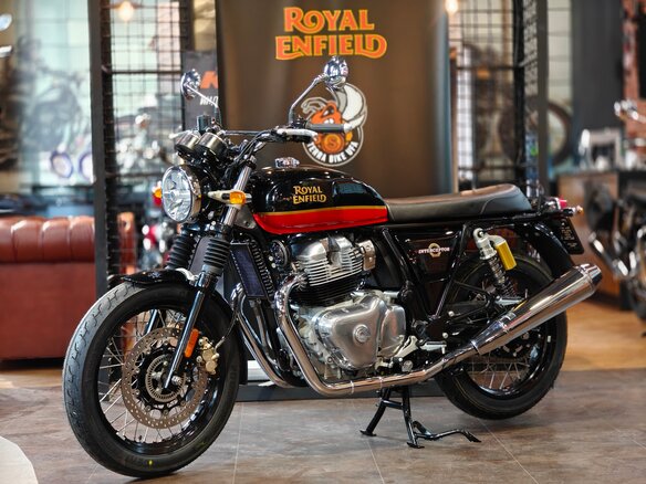 2026 Royal Enfield Interceptor 650, чёрный, 699000 рублей - вид 16