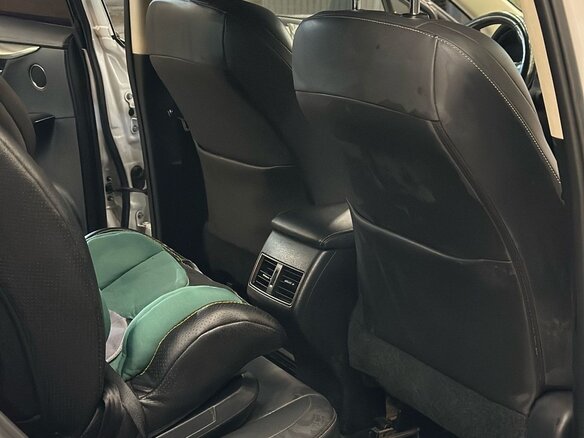 2017 Lexus NX 200 I Рестайлинг, белый, 2600000 рублей - вид 14