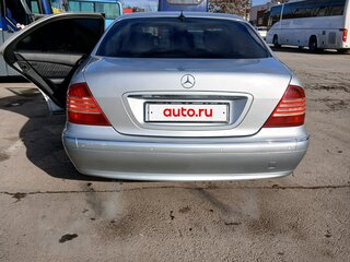 2002 Mercedes-Benz S-Класс 350 IV (W220) Рестайлинг, серебристый, 700000 рублей, вид 3
