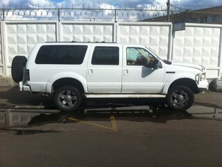2000 Ford Excursion, белый, 2900000 рублей, вид 5